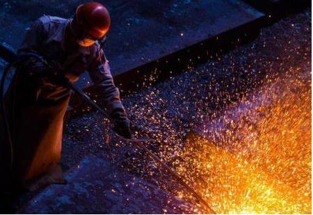 工信部：到2020年中國原材料產(chǎn)品質(zhì)量明顯提高，構(gòu)建世界級先進制造業(yè)集群??